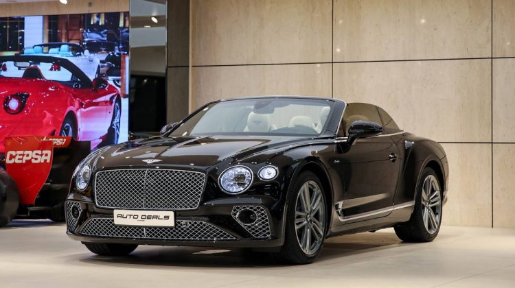 Bentley Continental GTC Azure | 2023 – GCC – Under Warranty | 4.0L V8