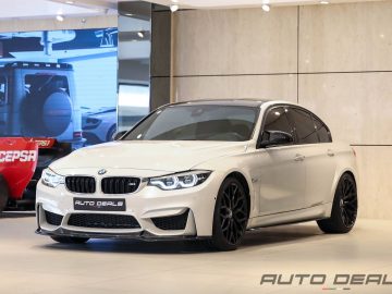 BMW M3 | 2018 – GCC – Full Options – Akrapovic Exhaust – Forged Carbon Fiber | 3.0L i6