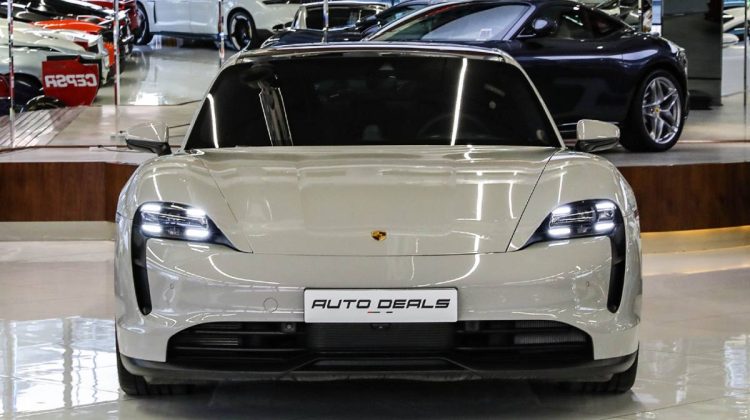Porsche Taycan | 2022 – GCC – Warranty Available | Electric