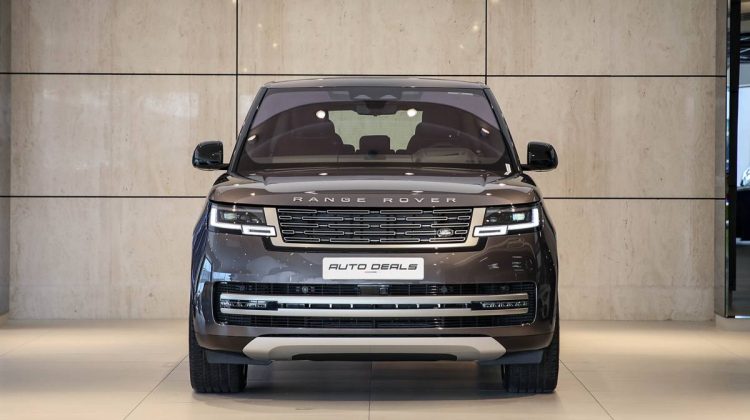 Range Rover Vogue HSE P 530 | 2023 – GCC – Under Warranty and Service Contract | 4.4L V8