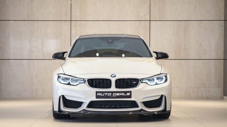 BMW M3 | 2018 – GCC – Full Options – Akrapovic Exhaust – Forged Carbon Fiber | 3.0L i6