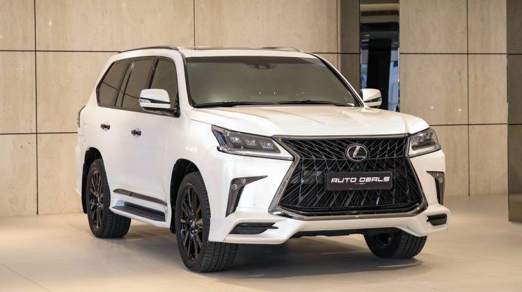 Lexus LX 570 Black Edition S | 2019 – GCC | 5.7L V8