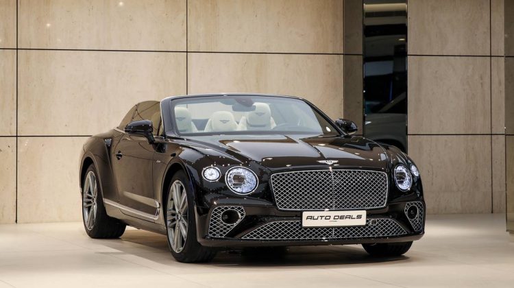 Bentley Continental GTC Azure | 2023 – GCC – Under Warranty | 4.0L V8