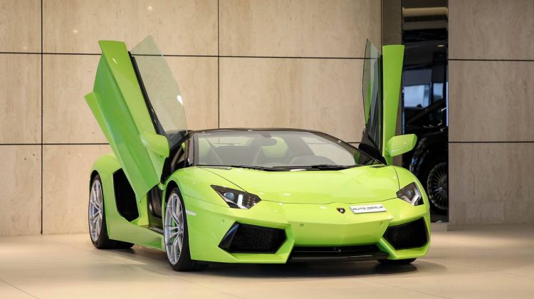 Lamborghini Aventador Roadster LP700-4 | 2014 – GCC – Low Mileage