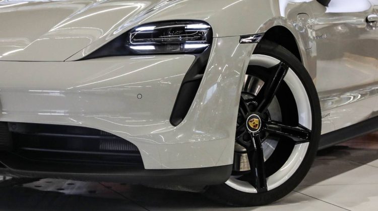 Porsche Taycan | 2022 – GCC – Warranty Available | Electric