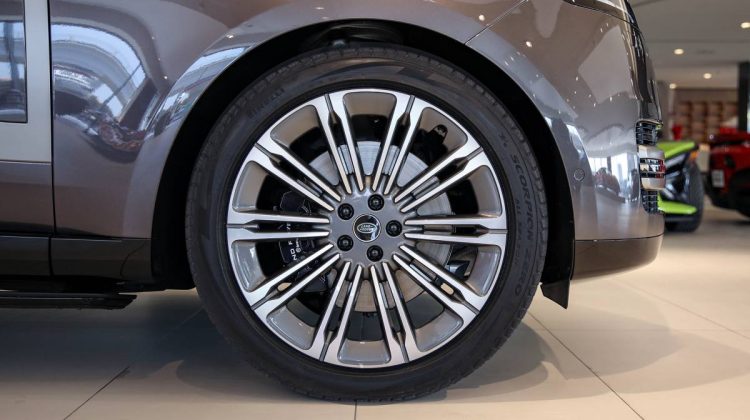 Range Rover Vogue HSE P 530 | 2023 – GCC – Under Warranty and Service Contract | 4.4L V8