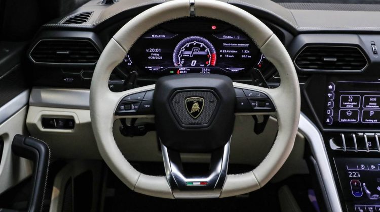 Lamborghini Urus | 2019 – GCC – Low Mileage – Perfect Condition | 4.0L V8