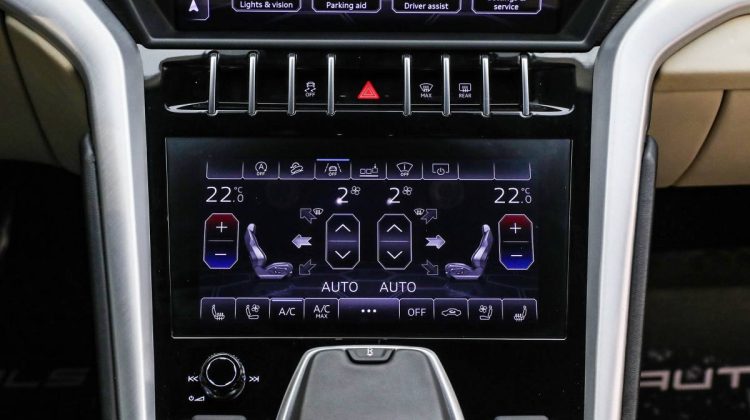 Lamborghini Urus | 2019 – GCC – Low Mileage – Perfect Condition | 4.0L V8