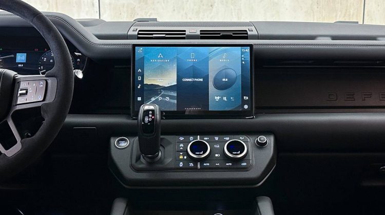 Land Rover Defender 110 P525 Lumma CLR LD Edition | 2023 – GCC – Brand New | 5.0L V8