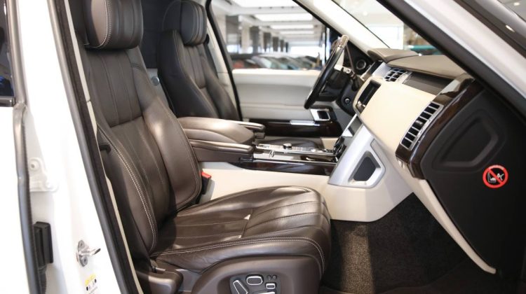 Range Rover Vogue SE Supercharged | 2014 – GCC | 5.0L V8