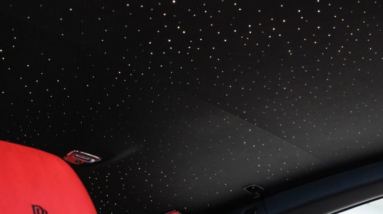Rolls Royce Wraith | 2018 – GCC – Warranty -Starlight – Full Options | 6.6L V12
