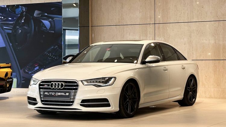 Audi S6 4.0 T Quattro | 2015 – GCC – Service History – Perfect Condition | 4.0L V8