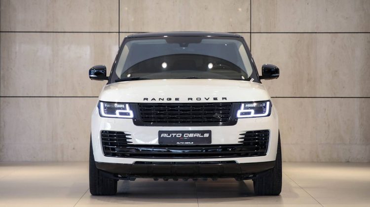 Range Rover Vogue SE Supercharged | 2014 – GCC | 5.0L V8
