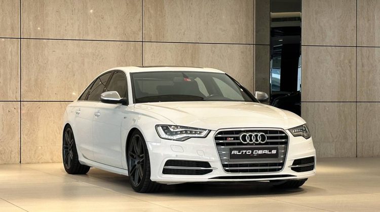 Audi S6 4.0 T Quattro | 2015 – GCC – Service History – Perfect Condition | 4.0L V8
