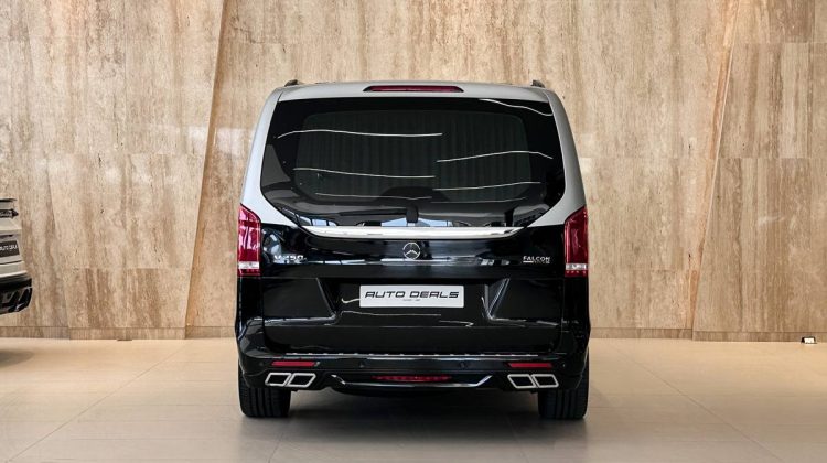 Mercedes Benz Viano V250 V-Line Falcon | 2020 – GCC | 2.0L i4
