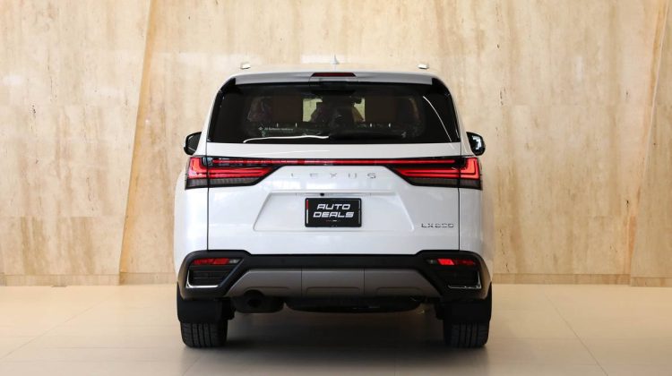 Lexus LX 600 Brand New | 2023 – GCC – Warranty Available | 3.5L V6