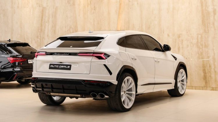 Lamborghini Urus | 2019 – GCC – Low Mileage – Perfect Condition | 4.0L V8