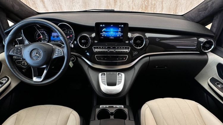 Mercedes Benz Viano V250 V-Line Falcon | 2020 – GCC | 2.0L i4
