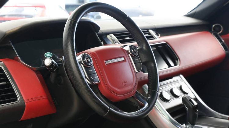Range Rover Sport Supercharged Dynamic | 2014 – GCC – Service History Available | 5.0L V8