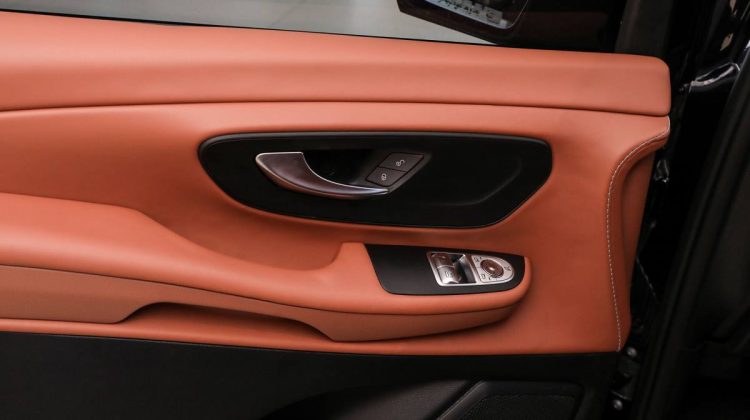 Mercedes Benz Vito Family Edition 1of1 Royal Customs | 2022 – GCC | 2.0L i4