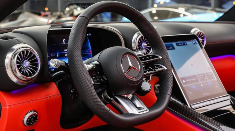 Mercedes Benz SL 63 AMG Roadster | 2022 – GCC – Brand New | 4.0L V8