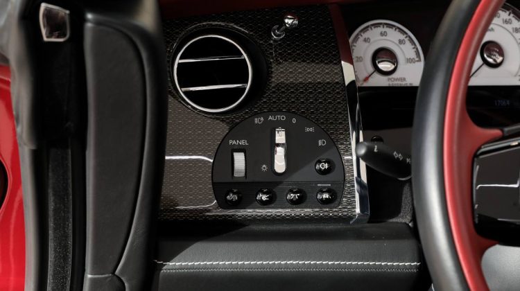 Rolls Royce Dawn Black Badge | 2018 – GCC – Service History | 6.6L V12