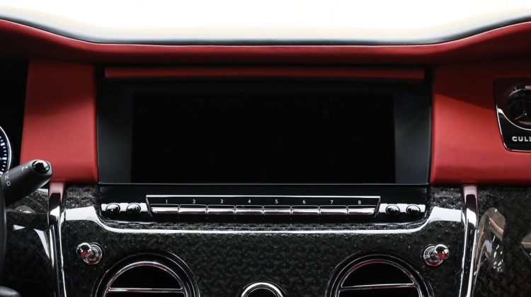 Rolls Royce Cullinan Black Badge | 2019 – GCC – Perfect Condition – Starlight | 6.75L V12