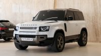 Land Rover Defender 90 SE P300 | 2023 – GCC – Warranty And Service Contract Available | 2.0L i4