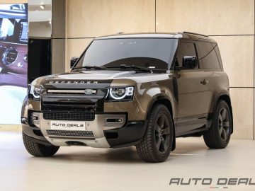 Land Rover Defender 90 X P 400 | 2021 – GCC – Under Warranty and Service Contract | 3.0L i6