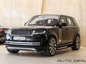 Range Rover Vogue P 530 Autobiography | 2023 – GCC – Under Warranty and Service | 4.4L V8