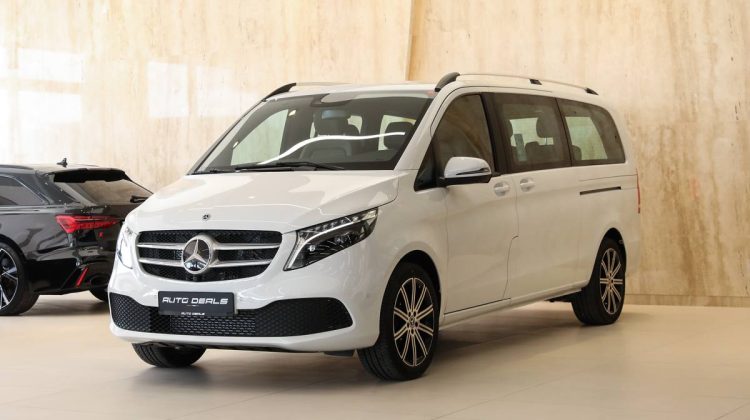 Mercedes Benz Viano V250 | 2023 – GCC – Low Mileage – Perfect Condition | 4.0L V8