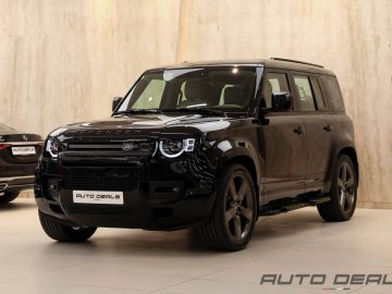 Land Rover Defender 110 SE P400 | 2023 – GCC – Under Warranty and Service Contract | 3.0L i6