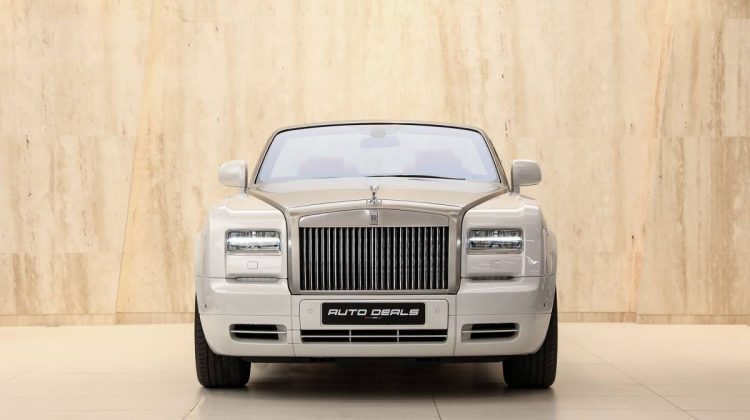 Rolls Royce Phantom Drophead | 2017 – GCC – Perfect Condition | 6.7L V12