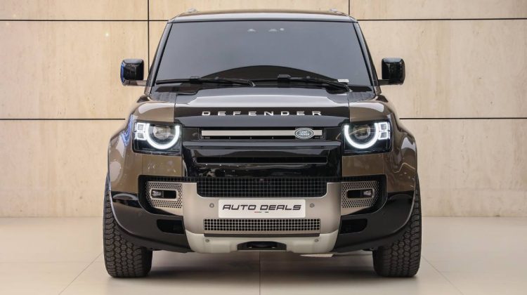 Land Rover Defender 90 X P 400 | 2021 – GCC – Under Warranty and Service Contract | 3.0L i6