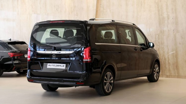 Mercedes Benz Viano V250 | 2023 – GCC – Under Warranty – Brand New | 2.0L i4