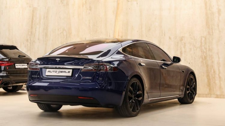 Tesla Model S P 100D | 2019 – GCC – New Battery 2023 – Full Self Driving – Yoke Carbon