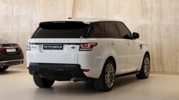 Range Rover Sport Supercharged Dynamic | 2014 – GCC – Service History Available | 5.0L V8