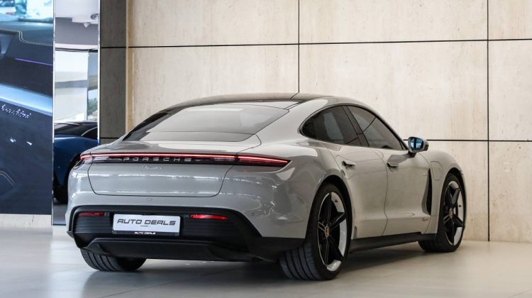 Porsche Taycan | 2022 – GCC – Warranty Available | Electric