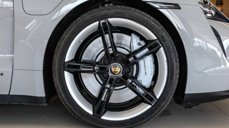 Porsche Taycan | 2022 – GCC – Warranty Available | Electric