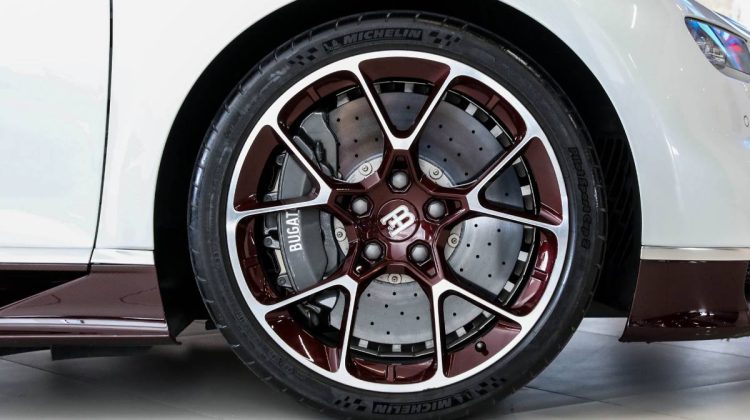 Bugatti Chiron | 2017 – GCC – Very Low Mileage – Full Service History | 8.0 W16 1600 HP