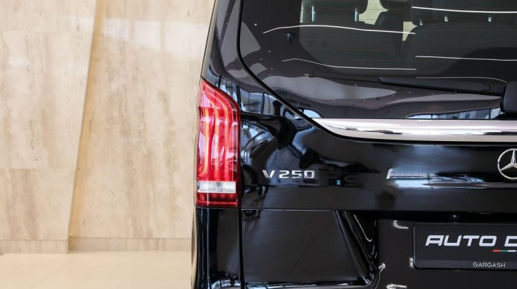 Mercedes Benz Viano V250 | 2023 – GCC – Brand New | 2.0L i4