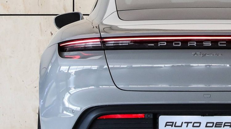 Porsche Taycan | 2022 – GCC – Warranty Available | Electric