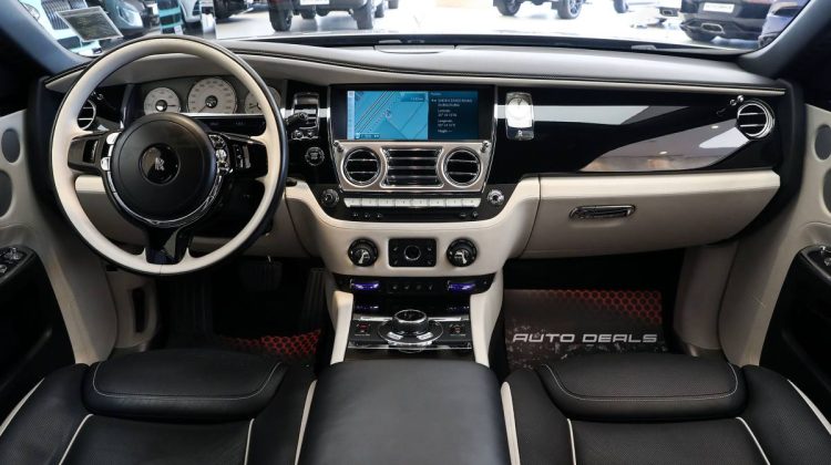Rolls Royce Ghost | 2017 – GCC – Perfect Condition | 6.6L V12