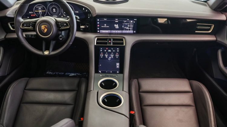 Porsche Taycan | 2022 – GCC – Warranty Available | Electric