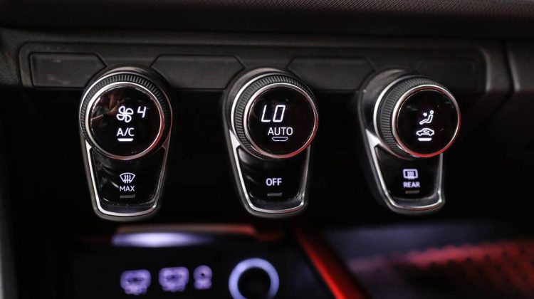 RWS S Tronic 1 of 999 | 2018 – GCC – Under Warranty And Service Contract | 5.2L V10