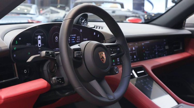 Porsche Taycan | 2023 – GCC – Under Warranty – Brand New