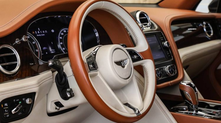 Bentley Bentayga | 2017 – Perfect Condition – The Ultimate Luxury Car Experience | 6.0L W12