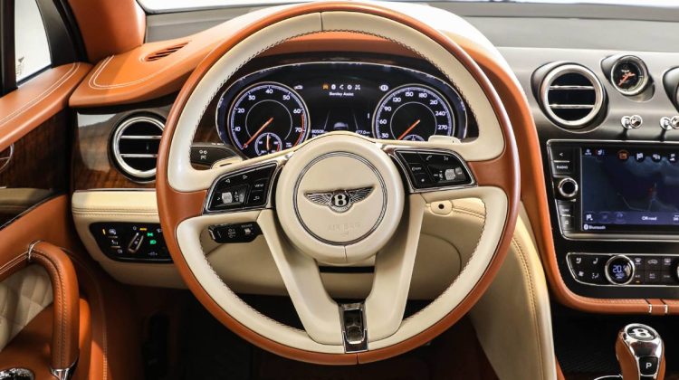 Bentley Bentayga | 2017 – Perfect Condition – The Ultimate Luxury Car Experience | 6.0L W12
