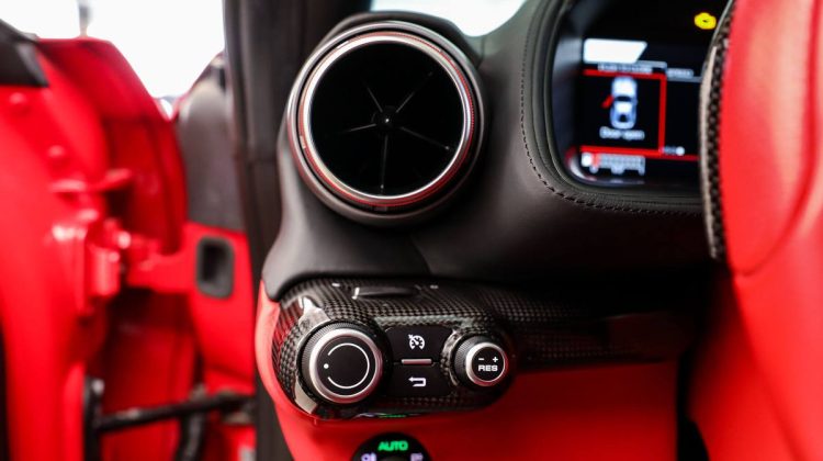 Ferrari 812 Superfast | 2018 – GCC – Service Contract – Very Low Mileage – Perfect Condition | 6.5L V12