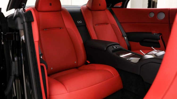 Rolls Royce Wraith Black Badge | 2022 – Low Mileage – Full Options – Perfect Condition | 6.6L V12